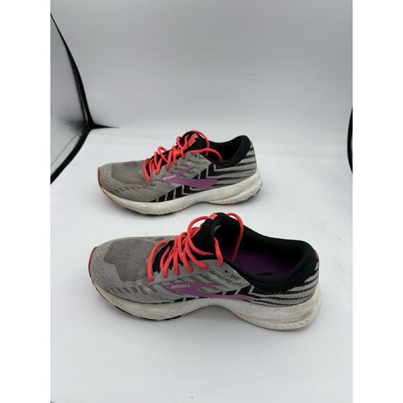 Brooks Sneakers Womens Size 7.5‎ Launch 6 Gray Black 1202851B027 Running Walk - Picture 10 of 11